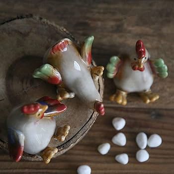 陶器の鶏の置物 2個セット 陶器製 鶏の装飾品 2点セット Amazon.co.jp: 置物 にわとり 鶏